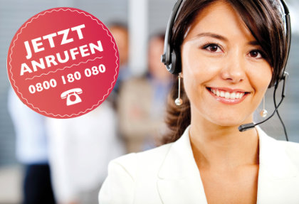 Bild zeigt Frau mit Headset